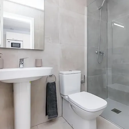 Bhost - Regina Iv * Córdoba